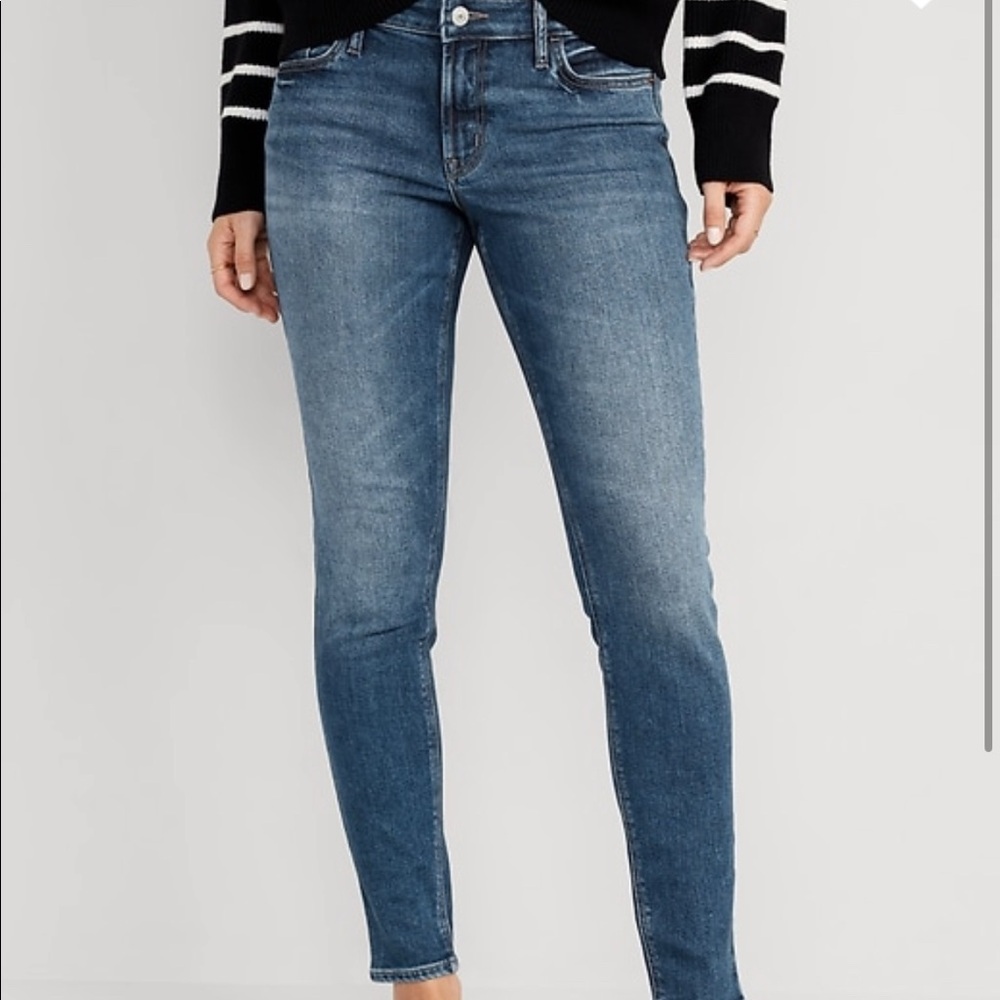 Old Navy Super Skinny Rockstar Jeans